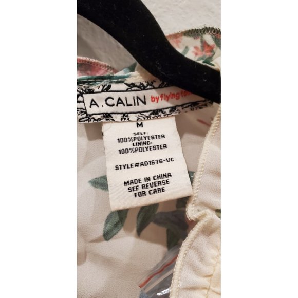 A CALIN BY FLYING TOMATOE Floral Mini Dress - Picture 2 of 8